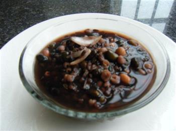补肾乌发—黑豆薏米百合汤的做法步骤14