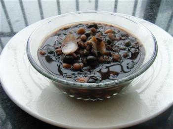 补肾乌发—黑豆薏米百合汤的做法步骤15