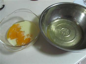 黄桃奶油蛋糕的做法步骤1
