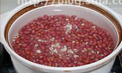 冰糖红豆薏米粥的做法步骤3