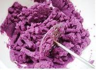 椰香南瓜紫薯糯米糍的做法步骤1
