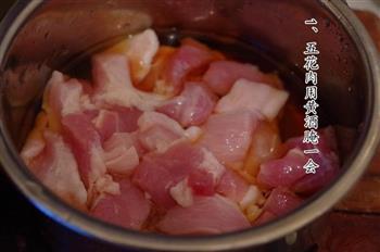 江南菜的云南做法-汽锅版腌笃鲜的做法图解1