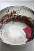 花生酱溶心巧克力玛芬的做法步骤3