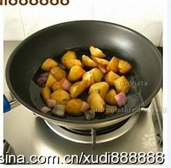 黑椒鸭脯佐洋葱煎土豆的做法步骤4