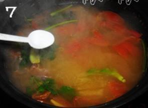 番茄牛肉粉丝汤的做法步骤7