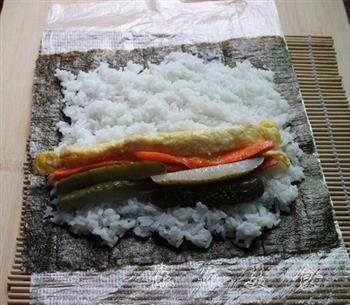 酸青瓜寿司的做法图解1