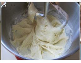 酸奶油磅蛋糕的做法步骤6