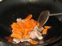 香菇黑木耳炒肉片的做法步骤4