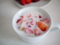 草莓酸奶的做法步骤6