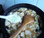 酸辣香菇豆腐汤的做法步骤14