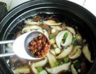 酸辣香菇豆腐汤的做法步骤8