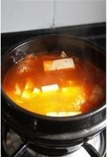 辣白菜豆腐汤的做法步骤7