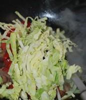 杂蔬肉丝炒面的做法步骤1