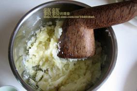 韩式泡菜薯饼的做法步骤2