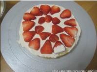 草莓奶油蛋糕的做法步骤2