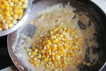 金沙玉米的做法步骤5
