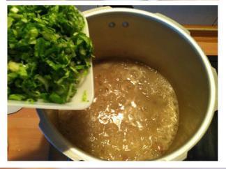 排骨绿豆青菜粥的做法步骤6