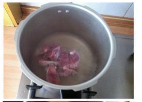 肉骨头青菜粥的做法步骤4