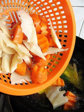 秋蟹养生锅的做法步骤10