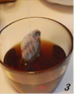 奶沫鸳鸯奶茶的做法步骤2