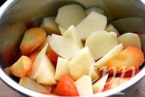 土豆胡萝卜烧牛腩的做法步骤9