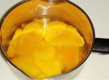 自制美味芒果干的做法步骤5