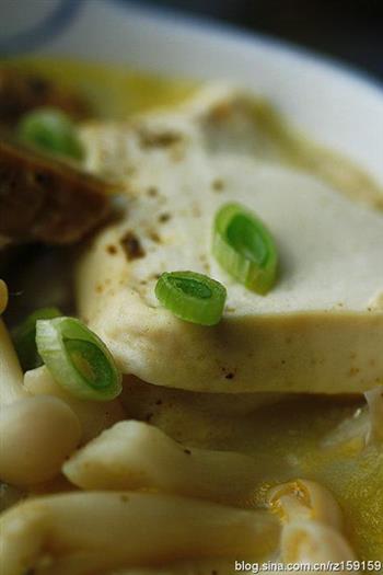 咸排骨豆腐炖河蚌的做法图解6