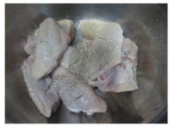 咖喱鸡翅的做法步骤2