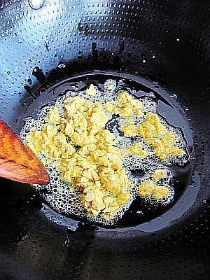 快手版咸蛋黄焗南瓜的做法步骤5