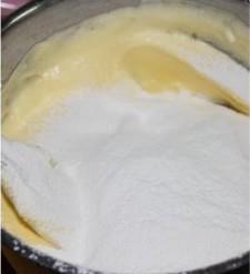 奶油蛋糕卷的做法步骤10