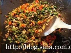 榄菜肉丁炒豇豆的做法步骤5