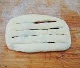 蜂蜜豆沙卷面包的做法图解3