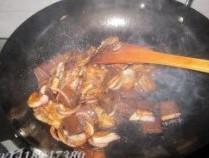 香干回锅肉的做法步骤7