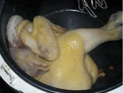 电饭锅版豉油鸡的做法步骤2