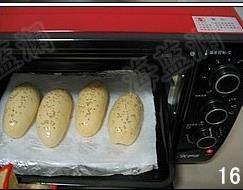 热狗面包的做法步骤16