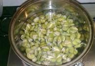 葱香发芽豆的做法步骤2