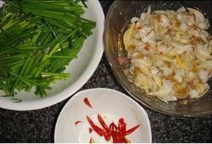 韭苔炒蛤蜊肉的做法图解1