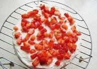 草莓芒果奶油蛋糕的做法步骤8