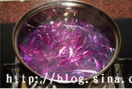 鲜虾紫甘蓝麦仁沙律的做法步骤4