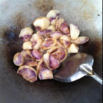 美味拔丝紫薯的做法图解2