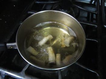香菇烩竹笋的做法步骤1