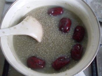 黑小米红枣粥的做法步骤3