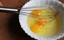 刺老芽炒鸡蛋的做法步骤2