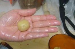 豆沙酥球的做法步骤7