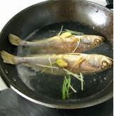 雪菜黄鱼汤的做法步骤4