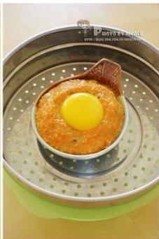 鲜蛋黄蒸肉饼的做法步骤4
