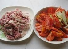 羊肉西红柿汤的做法步骤1