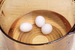清鸡汤薏米鸽蛋的做法步骤3