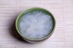 木瓜牛奶炖雪蛤的做法步骤1