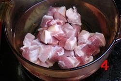 猪肉白菜炖粉条的做法图解4